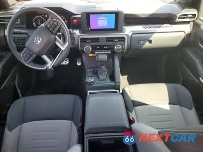 Zdjęcie 8 z 12 samochodu: 2024 TOYOTA TACOMA TRD SPORT VIN:3TMLB5JNXRM010088 - miniatura