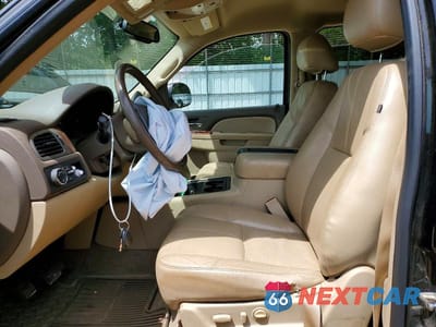 Zdjęcie 7 z 13 samochodu: 2012 CHEVROLET SUBURBAN C1500 LT VIN:1GNSCJE06CR216960 - miniatura