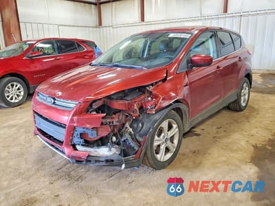 2016 FORD ESCAPE SE 1FMCU9G98GUC09947 - główne zdjęcie licytacji z USA - miniatura