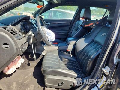 Zdjęcie 7 z 12 samochodu: 2015 CHRYSLER 300 S VIN:2C3CCAGG3FH899703 - miniatura
