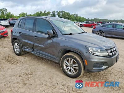 Czwarte zdjęcie samochodu z boku: 2016 VOLKSWAGEN TIGUAN S VIN:WVGAV7AX5GW565468 - miniatura