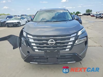 Piąte zdjęcie samochodu w środku: 2026 NISSAN ROGUE PLATINUM VIN:JN8BT3DD1TW299681 - miniatura