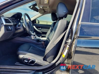 Zdjęcie 7 z 13 samochodu: 2016 BMW 320 XI VIN:WBA8E5G56GNT41612 - miniatura