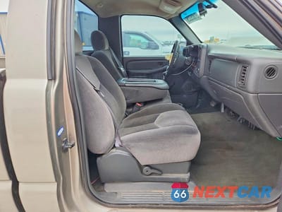Zdjęcie 10 z 13 samochodu: 2003 GMC NEW SIERRA C1500 VIN:1GTEC14X33Z269278 - miniatura