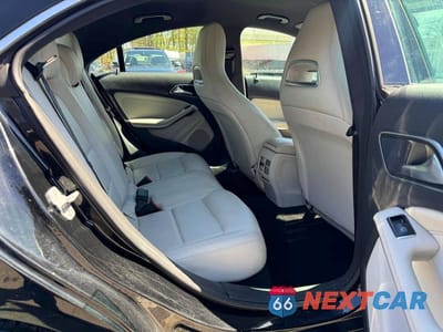 Zdjęcie 10 z 13 samochodu: 2014 MERCEDES-BENZ CLA 250 4MATIC VIN:WDDSJ4GB9EN141332 - miniatura