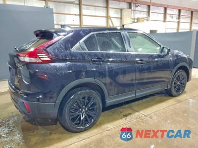 Trzecie zdjęcie samochodu z tyłu: 2024 MITSUBISHI ECLIPSE CROSS LE VIN:JA4ATVAA5RZ063291 - miniatura