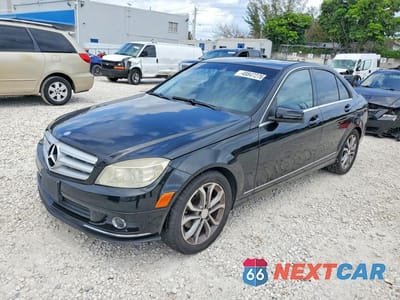 2010 MERCEDES-BENZ C 300 4MATIC WDDGF8BB9AR131909 - główne zdjęcie licytacji z USA - miniatura