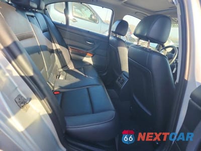 Zdjęcie 10 z 12 samochodu: 2011 BMW 328 XI VIN:WBAPK7C59BF085507 - miniatura