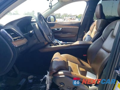 Zdjęcie 7 z 12 samochodu: 2019 VOLVO XC90 T6 INSCRIPTION VIN:YV4A22PL4K1457205 - miniatura