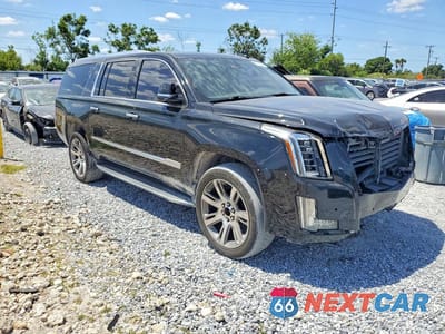 Czwarte zdjęcie samochodu z boku: 2018 CADILLAC ESCALADE ESV LUXURY VIN:1GYS4HKJ1JR131740 - miniatura