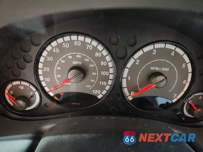 Zdjęcie 9 z 12 samochodu: 2005 JEEP LIBERTY SPORT VIN:1J4GL48K85W546238 - miniatura