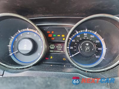 Zdjęcie 9 z 12 samochodu: 2012 HYUNDAI SONATA GLS VIN:5NPEB4AC2CH343254 - miniatura