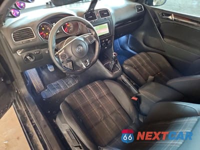 Zdjęcie 8 z 12 samochodu: 2011 VOLKSWAGEN GTI VIN:WVWEV7AJ1BW036562 - miniatura