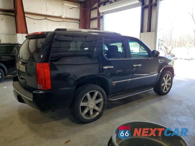 Trzecie zdjęcie samochodu z tyłu: 2008 CADILLAC ESCALADE LUXURY VIN:1GYFK63848R116537 - miniatura