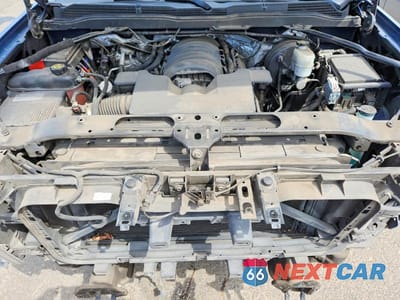 Zdjęcie 11 z 12 samochodu: 2015 CHEVROLET SILVERADO K1500 LT VIN:3GCUKREC0FG228409 - miniatura