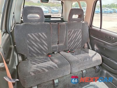 Zdjęcie 10 z 13 samochodu: 2001 HONDA CR-V LX VIN:JHLRD28431C004478 - miniatura