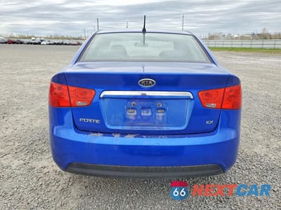 Zdjęcie 6 z 13 samochodu: 2013 KIA FORTE EX VIN:KNAFU4A28D5674344 - miniatura