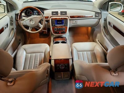Zdjęcie 8 z 13 samochodu: 2006 MERCEDES-BENZ R 350 VIN:4JGCB65E36A005190 - miniatura