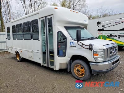 2017 FORD ECONOLINE E450 SUPER DUTY CUTAWAY VAN 1FDFE4FS2HDC27623 - główne zdjęcie licytacji z USA - miniatura