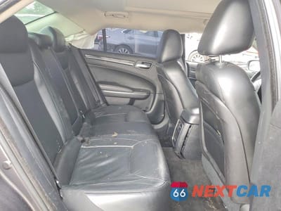 Zdjęcie 10 z 12 samochodu: 2016 CHRYSLER 300 LIMITED VIN:2C3CCAAG9GH189330 - miniatura