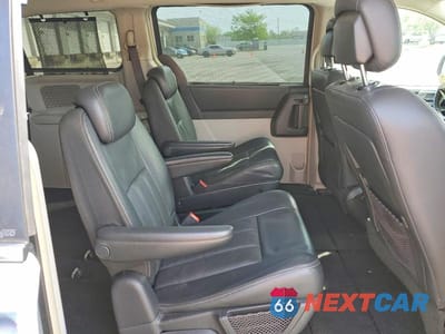 Zdjęcie 11 z 14 samochodu: 2010 CHRYSLER TOWN & COUNTRY TOURING VIN:2A4RR5DX4AR279584 - miniatura