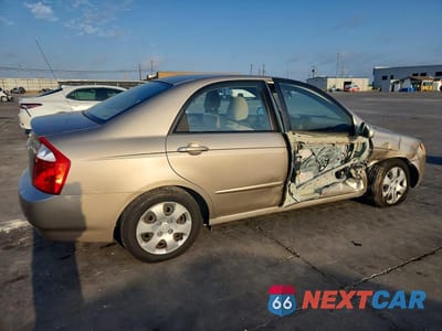 Trzecie zdjęcie samochodu z tyłu: 2006 KIA SPECTRA EX VIN:KNAFE121865281965 - miniatura