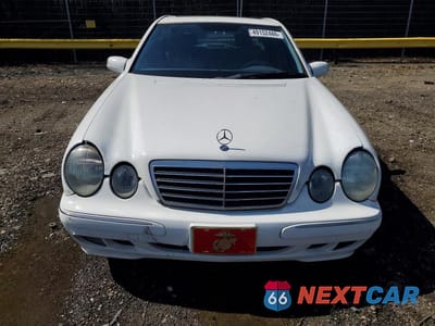 Piąte zdjęcie samochodu w środku: 2000 MERCEDES-BENZ E 320 4MATIC VIN:WDBJF82GXYX028742 - miniatura