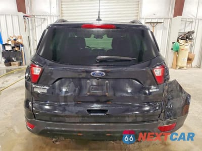 Zdjęcie 6 z 13 samochodu: 2019 FORD ESCAPE SE VIN:1FMCU9GD0KUA80003 - miniatura