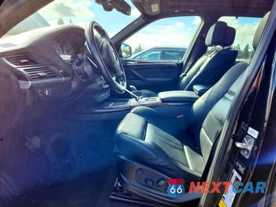 Zdjęcie 7 z 12 samochodu: 2012 BMW X5 XDRIVE50I VIN:5UXZV8C52CL424800 - miniatura