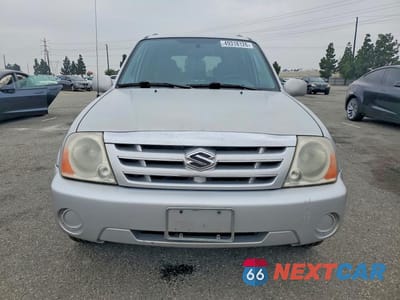 Piąte zdjęcie samochodu w środku: 2005 SUZUKI XL7 EX VIN:JS3TY92V454100526 - miniatura