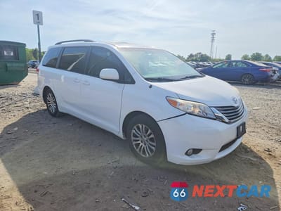 Czwarte zdjęcie samochodu z boku: 2014 TOYOTA SIENNA XLE 8-PASSENGER VIN:5TDYK3DC9ES490056 - miniatura