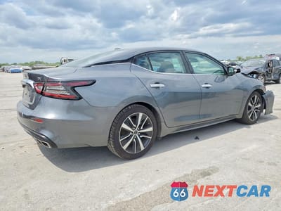Trzecie zdjęcie samochodu z tyłu: 2023 NISSAN MAXIMA SV VIN:1N4AA6CVXPC511516 - miniatura