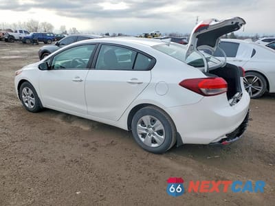 Drugie zdjęcie samochodu z przodu: 2017 KIA FORTE LX VIN:3KPFL4A75HE059374 - miniatura