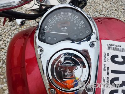 Zdjęcie 7 z 9 samochodu: 2003 HONDA VTX1800 R VIN:1HFSC49043A102691 - miniatura