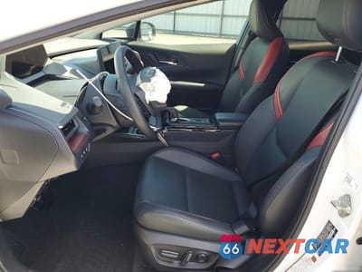 Zdjęcie 7 z 12 samochodu: 2024 TOYOTA PRIUS PRIME XSE VIN:JTDACACU6R3035296 - miniatura
