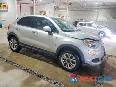 Czwarte zdjęcie samochodu z boku: 2016 FIAT 500X EASY VIN:ZFBCFYBTXGP401576 - miniatura