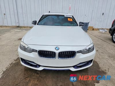 Piąte zdjęcie samochodu w środku: 2014 BMW 328 I VIN:WBA3A5G53ENP33305 - miniatura