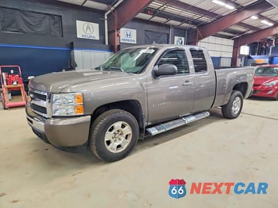2011 CHEVROLET SILVERADO K1500 LT 1GCRKSE37BZ332564 - główne zdjęcie licytacji z USA - miniatura