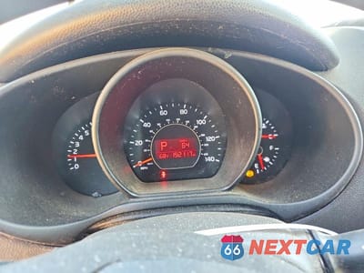 Zdjęcie 9 z 12 samochodu: 2015 KIA SOUL BASE VIN:KNDJN2A22F7168790 - miniatura