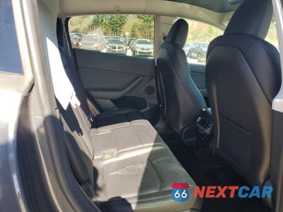 Zdjęcie 10 z 12 samochodu: 2023 TESLA MODEL Y VIN:7SAYGAEE5PF935196 - miniatura