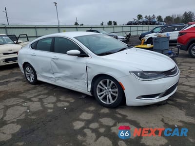 Czwarte zdjęcie samochodu z boku: 2015 CHRYSLER 200 LIMITED VIN:1C3CCCAB8FN749523 - miniatura