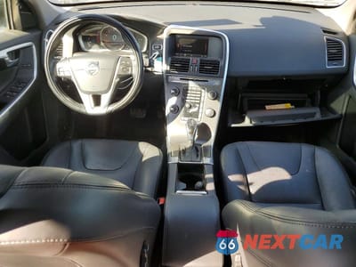 Zdjęcie 8 z 12 samochodu: 2015 VOLVO XC60 T6 PREMIER+ VIN:YV4902RC8F2588403 - miniatura