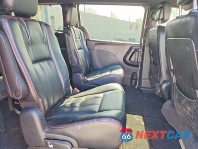 Zdjęcie 6 z 10 samochodu: 2017 DODGE GRAND CARAVAN GT VIN:2C4RDGEG9HR852939 - miniatura