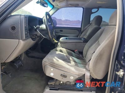 Zdjęcie 7 z 13 samochodu: 2004 GMC YUKON XL K1500 VIN:1GKFK16Z54J285623 - miniatura