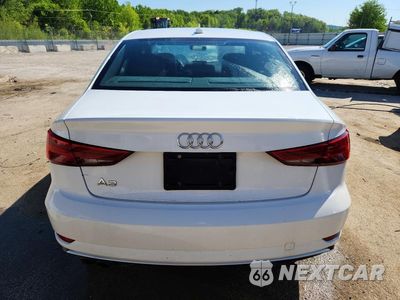 Zdjęcie 6 z 12 samochodu: 2018 AUDI A3 PREMIUM VIN:WAUAUGFF7J1050125 - miniatura