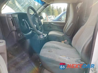 Zdjęcie 7 z 12 samochodu: 2013 CHEVROLET EXPRESS 2500 UTILITY / SERVICE VAN VIN:1GCWGFCA1D1153435 - miniatura