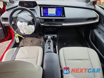 Zdjęcie 8 z 12 samochodu: 2024 TOYOTA PRIUS LIMITED VIN:JTDADABU7R3008476 - miniatura