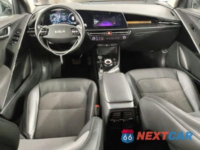 Zdjęcie 8 z 12 samochodu: 2023 KIA NIRO EV WIND VIN:KNDCR3L1XP5036218 - miniatura
