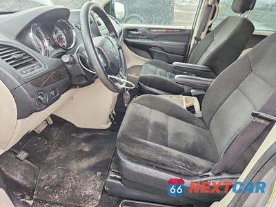 Zdjęcie 7 z 12 samochodu: 2017 DODGE GRAND CARAVAN SE VIN:2C4RDGBG6HR707264 - miniatura