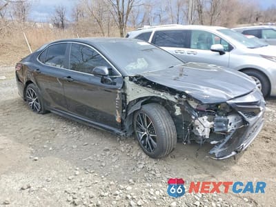 Czwarte zdjęcie samochodu z boku: 2023 TOYOTA CAMRY FWD HYBRID 4D SE VIN:4T1S31AK0PU053043 - miniatura